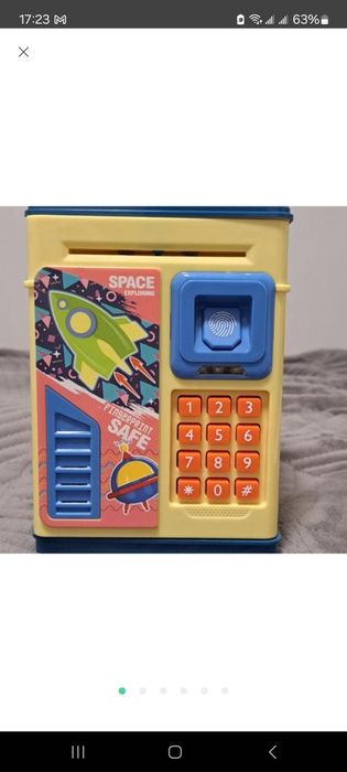 Іграшковий дитячий сейф