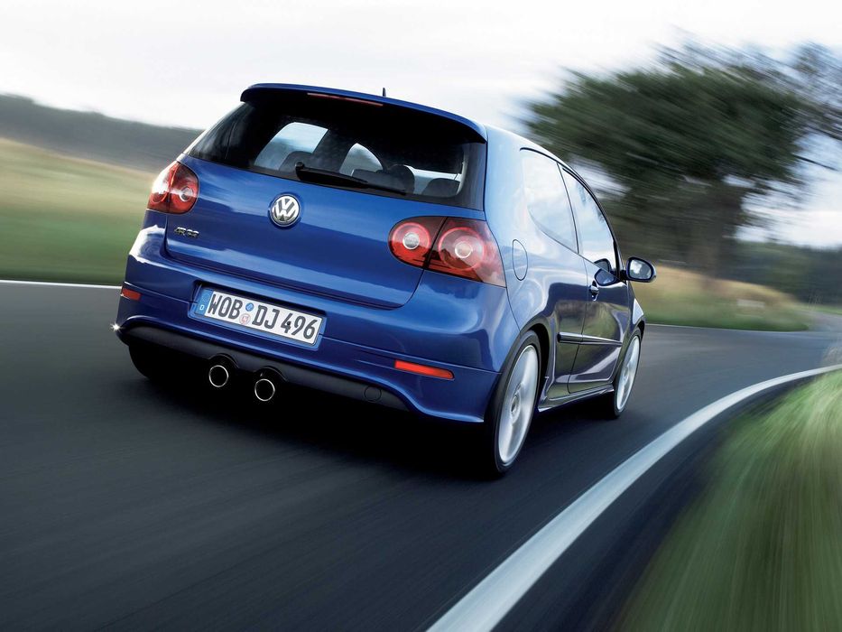 Difusor de para-choque traseiro Look R32 para Volkswagen Golf 5
