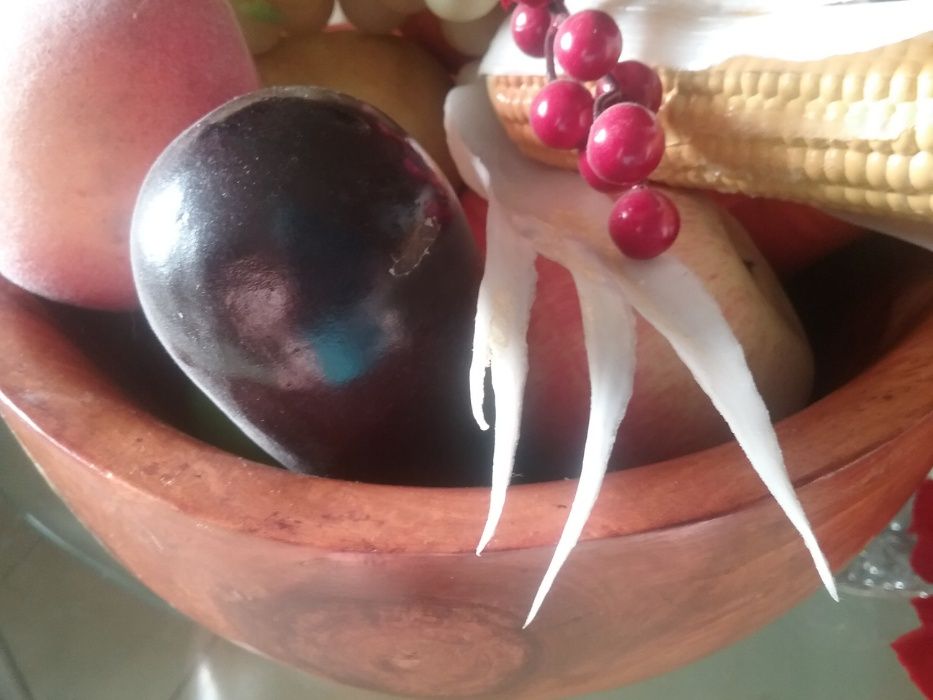 Деревянная чаша, фруктовница из древесины олива, пиала из дерева.