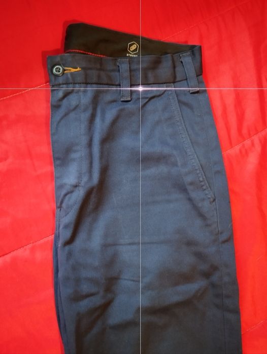 Calça Levis chino homem