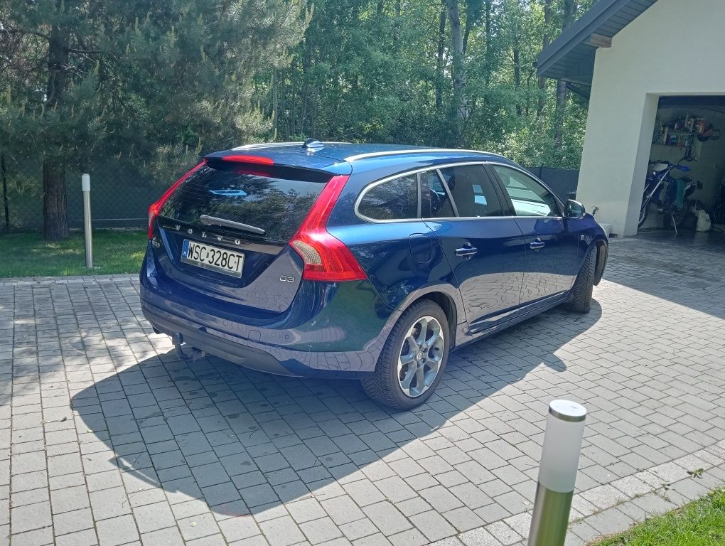 Volvo V60 2,0. D3 163Km Ocean Race