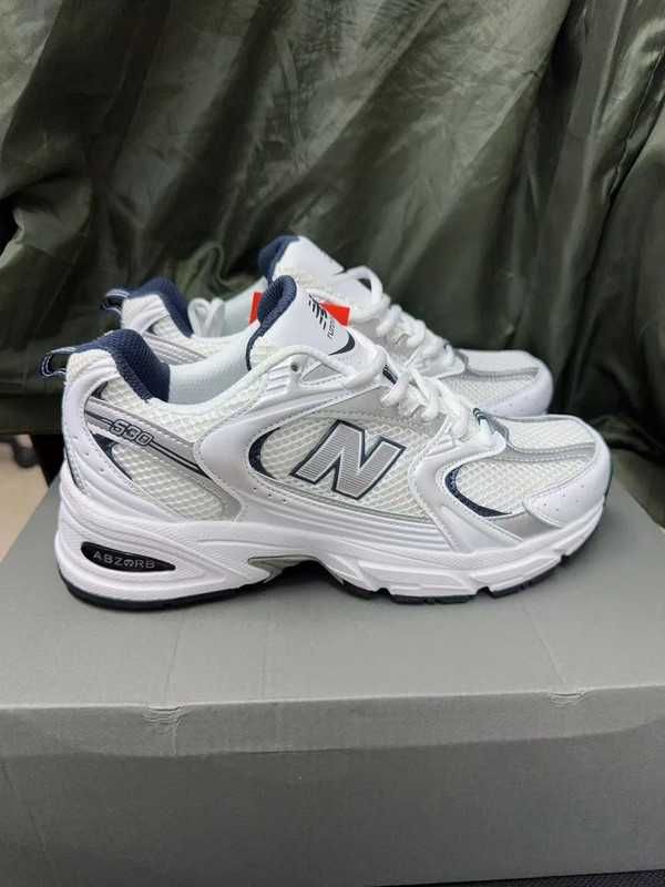 NewBalance530WhiteSllverNavy EU.36
