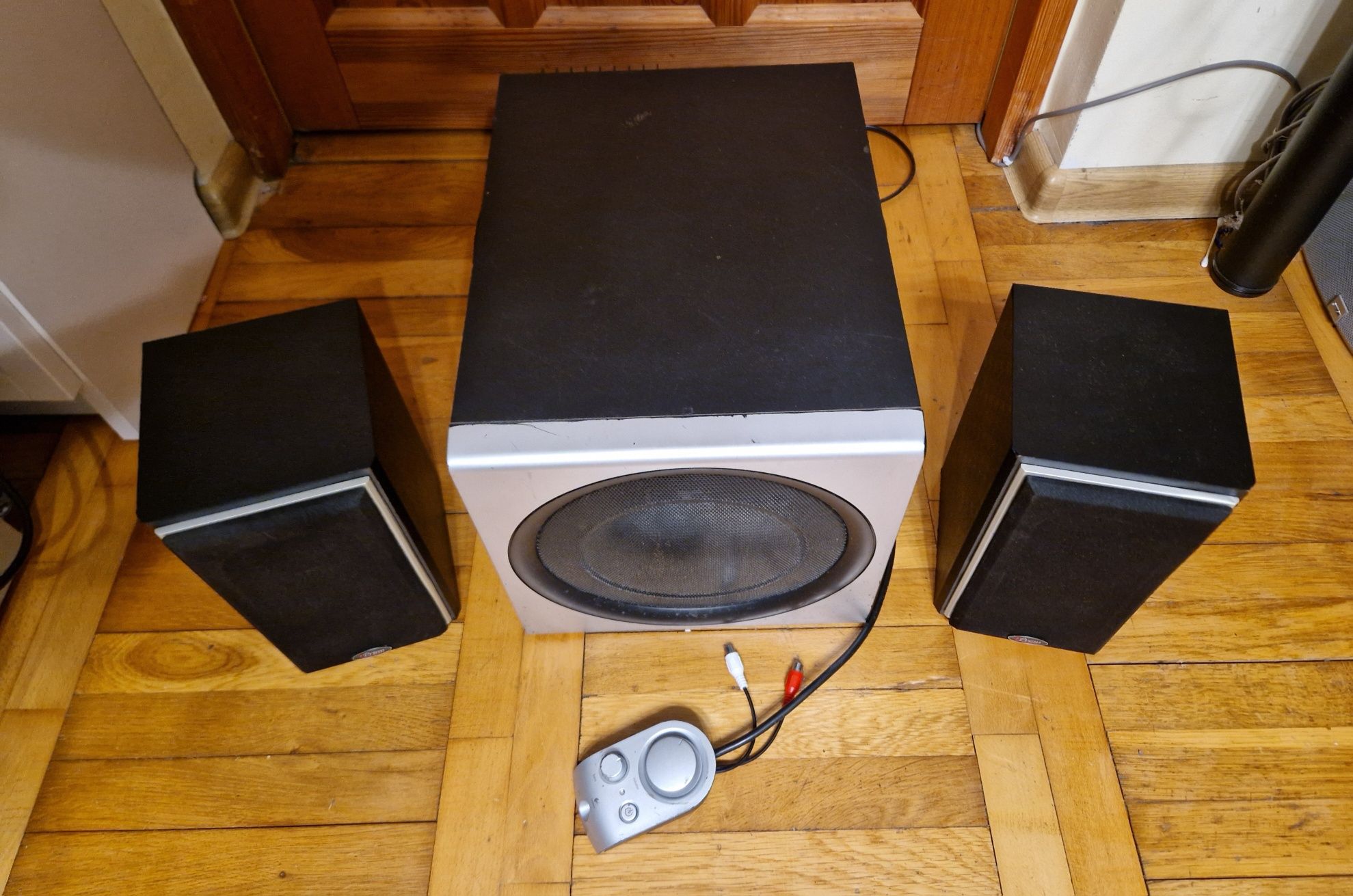 Logitech Z-2300 Tuning ulepszone Bluetooth głośniki 200w super bas 2.1