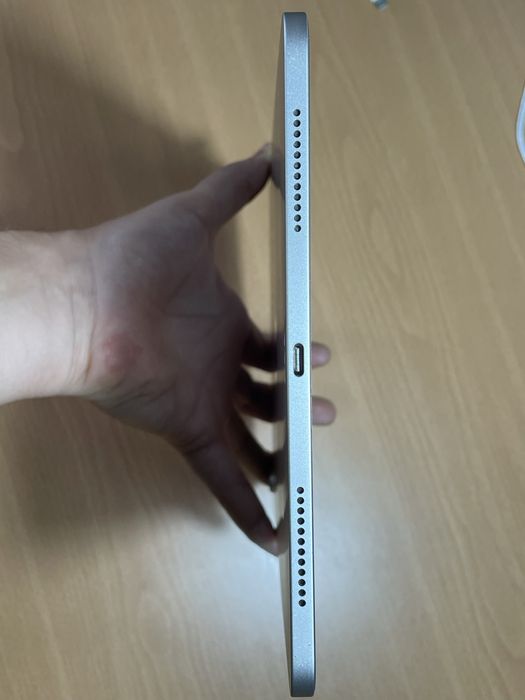 Apple Pencil + iPad Air 5 (2022 - M1 - 64GB - Starlight - 10.9’’)64553136529411122