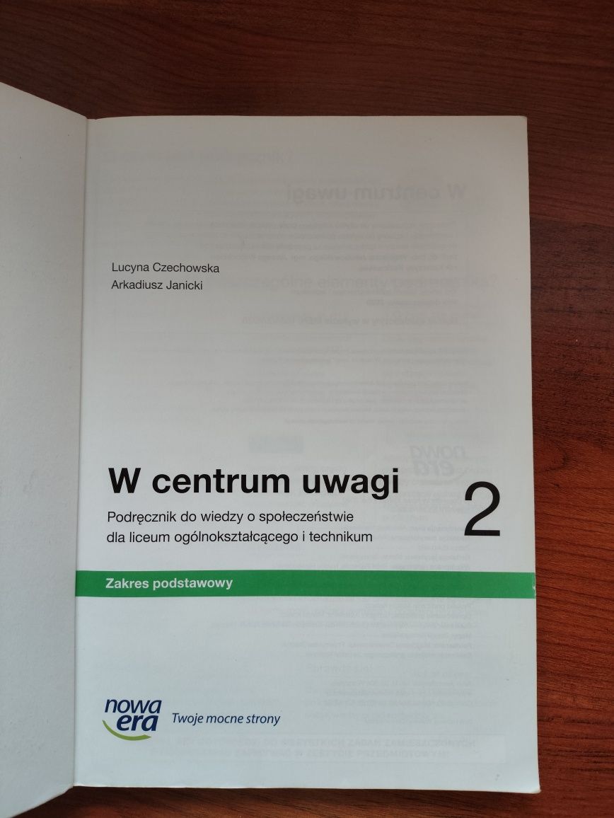 W centrum uwagi 2 Zakres podstawowy Nowa era, podręcznik do wosu