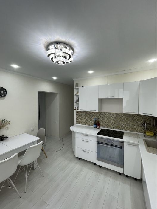 Продам 3-ком.кв. в Новострое на Левом берегу,3мкрн