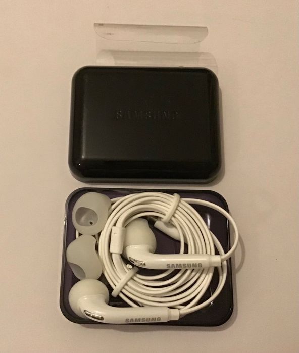 Headphones marca Samsung