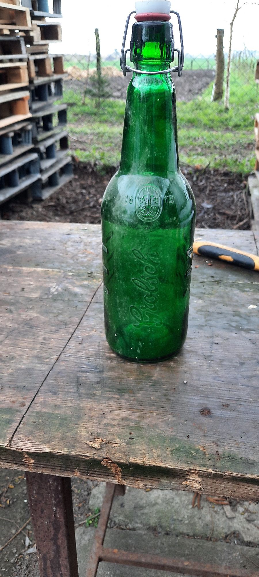Butelka szklana  1,5L