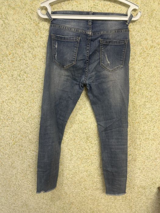 Продаю джинси скіні, size 27,ціна 220 грн, стан ідеальний
