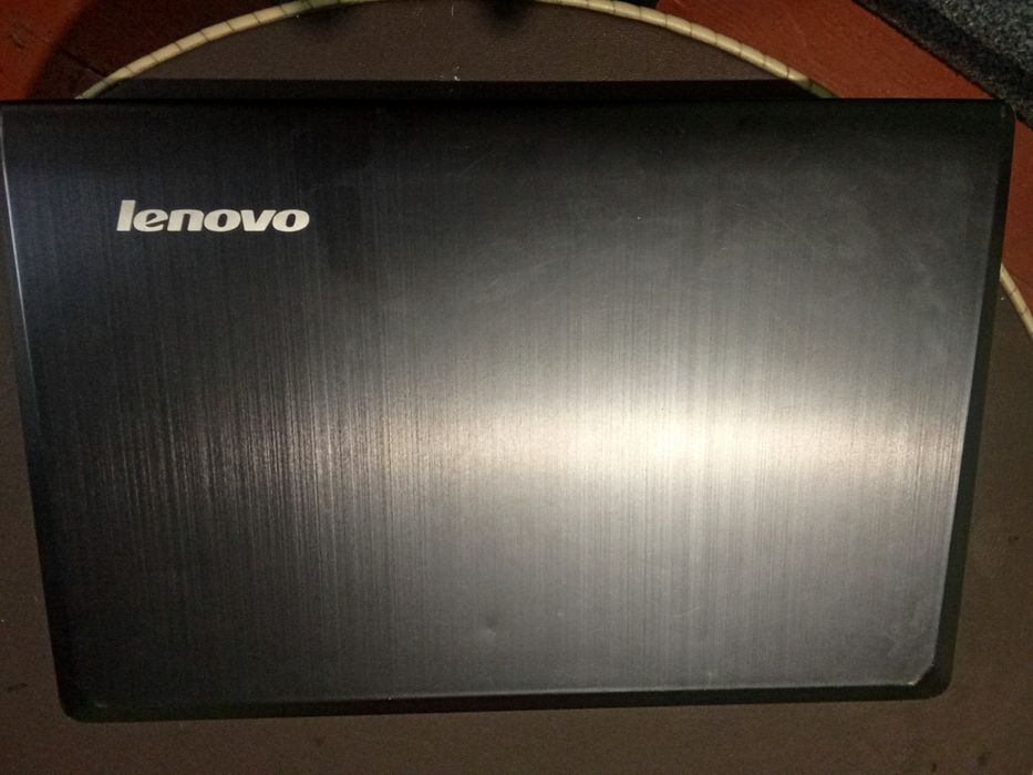 Leno Y580 intel I5