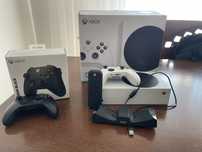 Konsola xbox series s +2 pady i pilot do ogl netlilixa itp