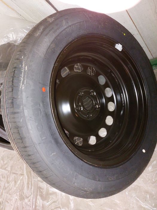 Продам комплект зимней резины