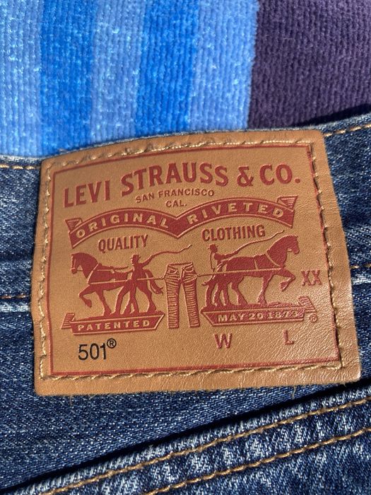 Calção Senhora Levis como novo W26