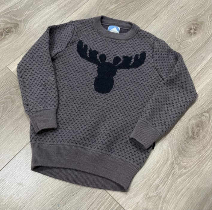 Sweterek z wełną 104