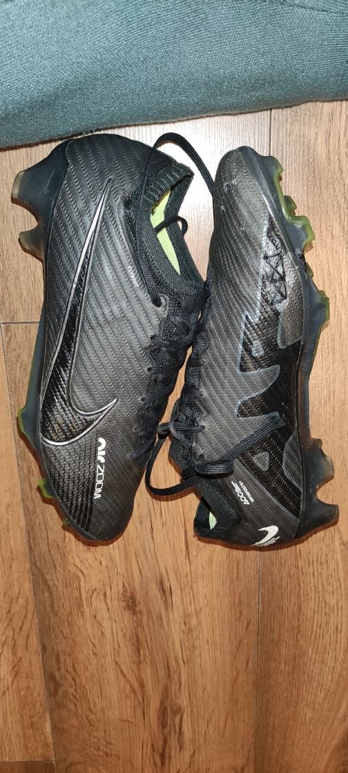 Używane korki profesjonalne Nike ZOOM vapor 15 elite FG roz. 42.5