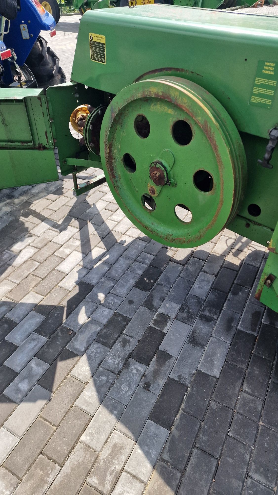 Пресс John Deere 332 джондир332