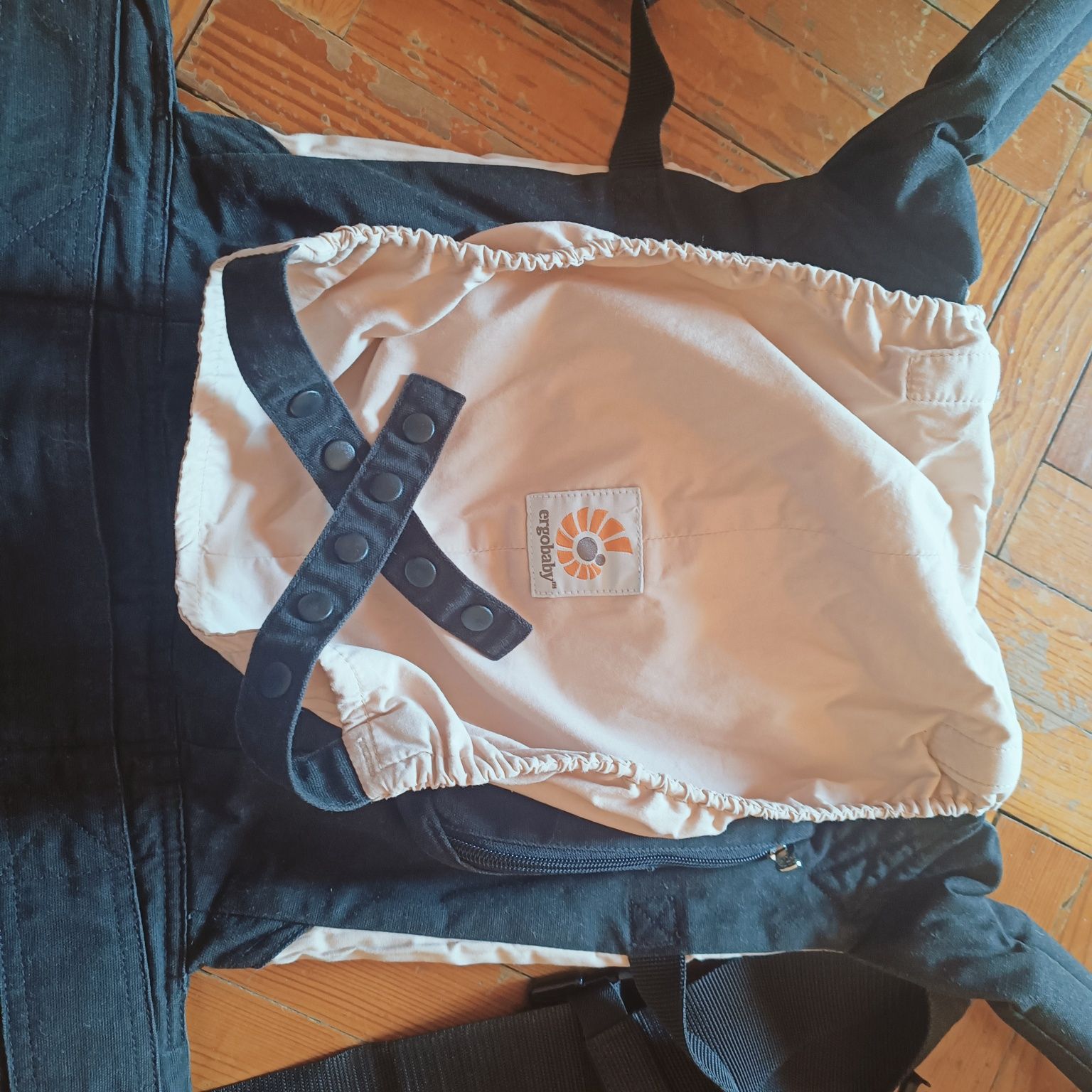 Marsúpio/ Porta bebés Ergobaby e Infantino - ver descrição