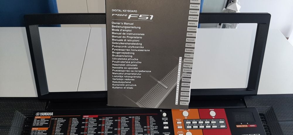 Keyboard Yamaha psr f51