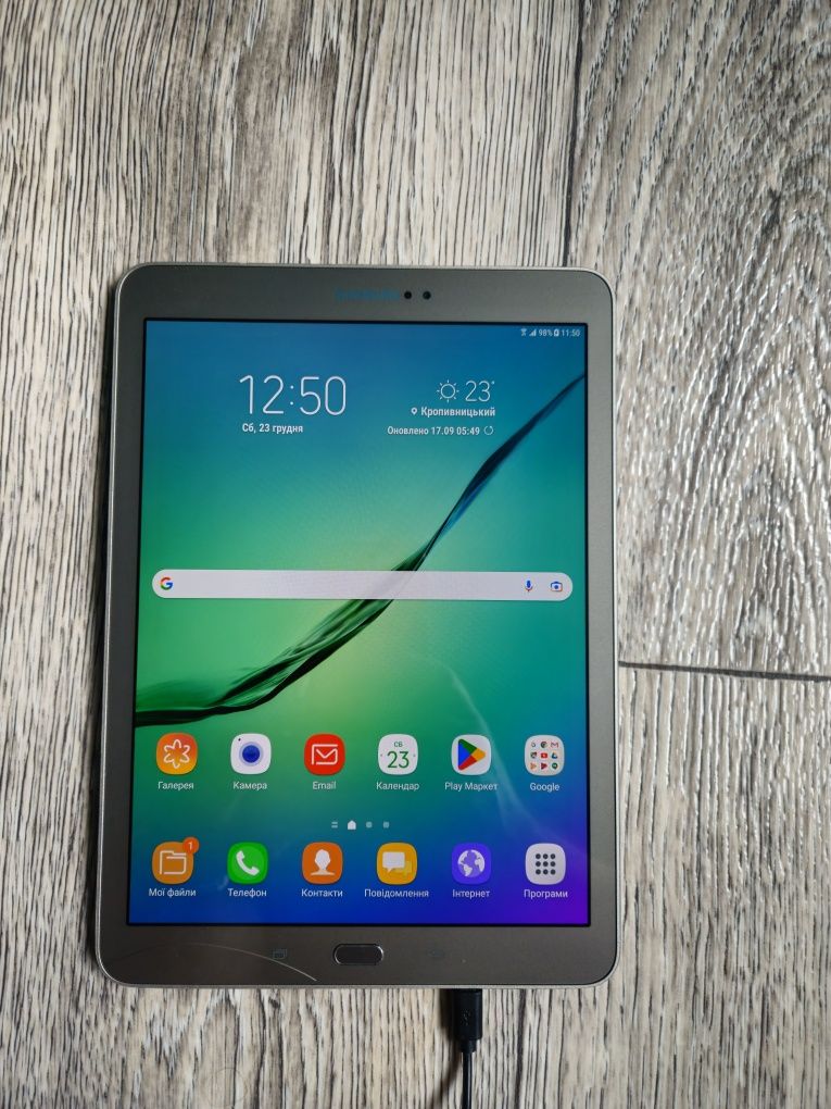 Планшет Samsung Galaxy Tab S2 9.7" 32GB LTE Bronze Gold SM-T819N