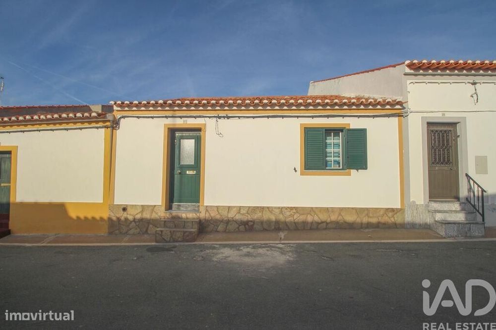 Casa / Villa T3 em Amareleja de 124 m2