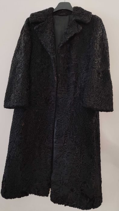 Шуба натуральна каракуль чорна Німеччина