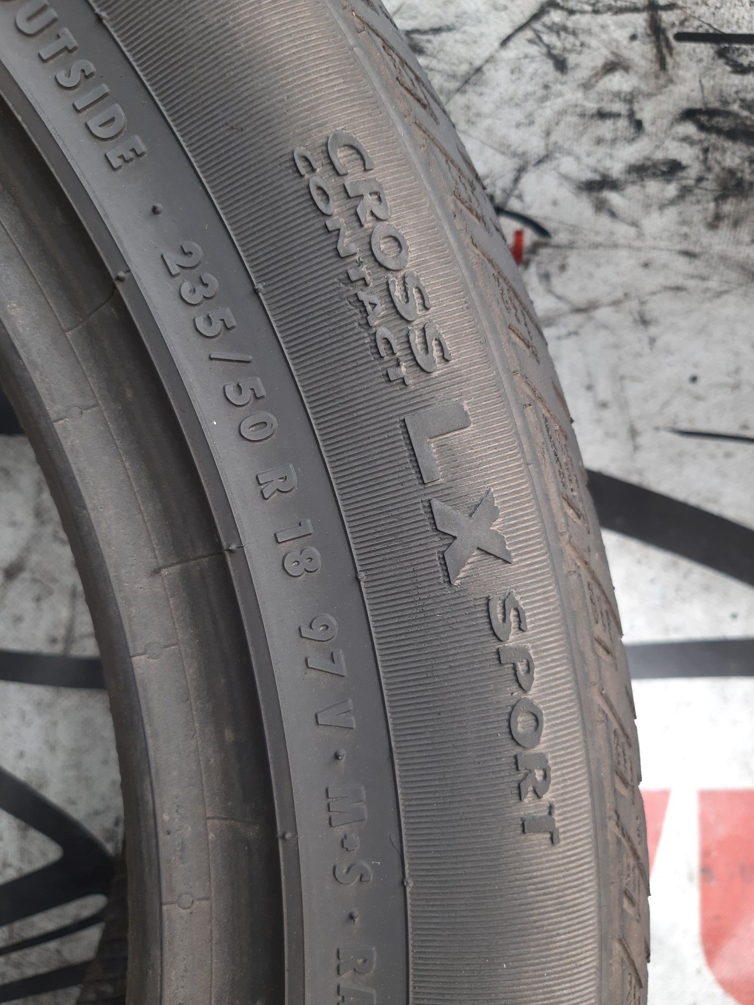 2x 235/50r18 97V Continental CrossContact LX Sport