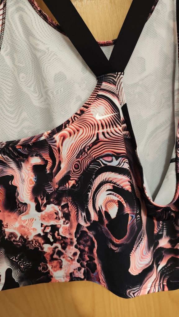 Túnica desportiva feminina Nike Pro