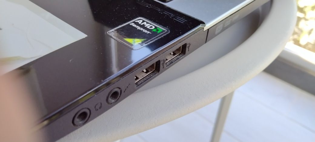 Ноутбук 17.5 Асеr aspire V3-731G