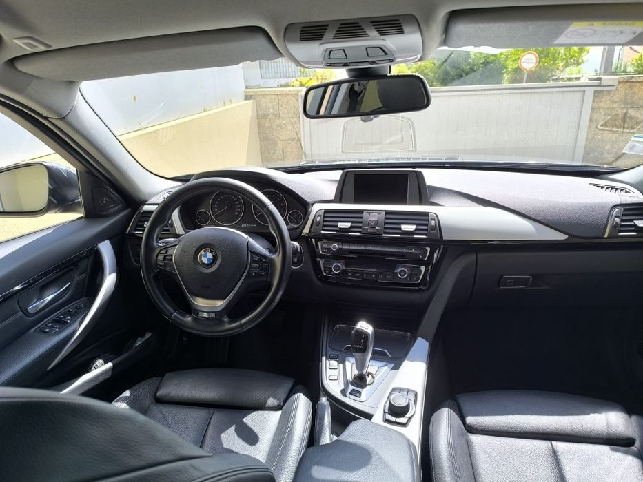 BMW 330e  pack Luxe