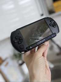 PSP приставка портативна