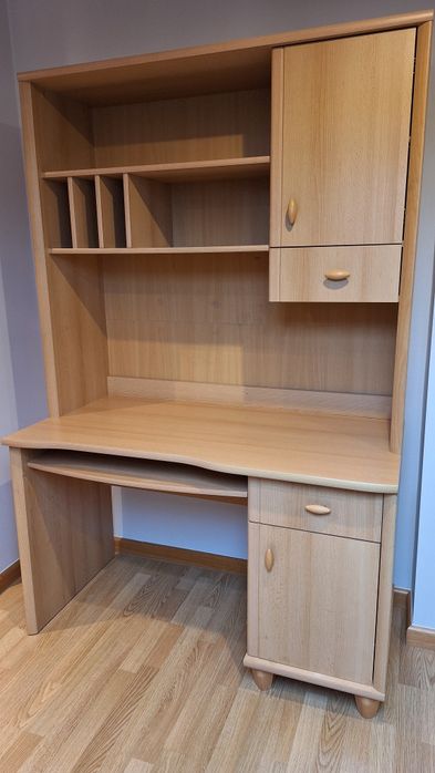 Zestaw Mebli - biurko, regał, szafa i fotel