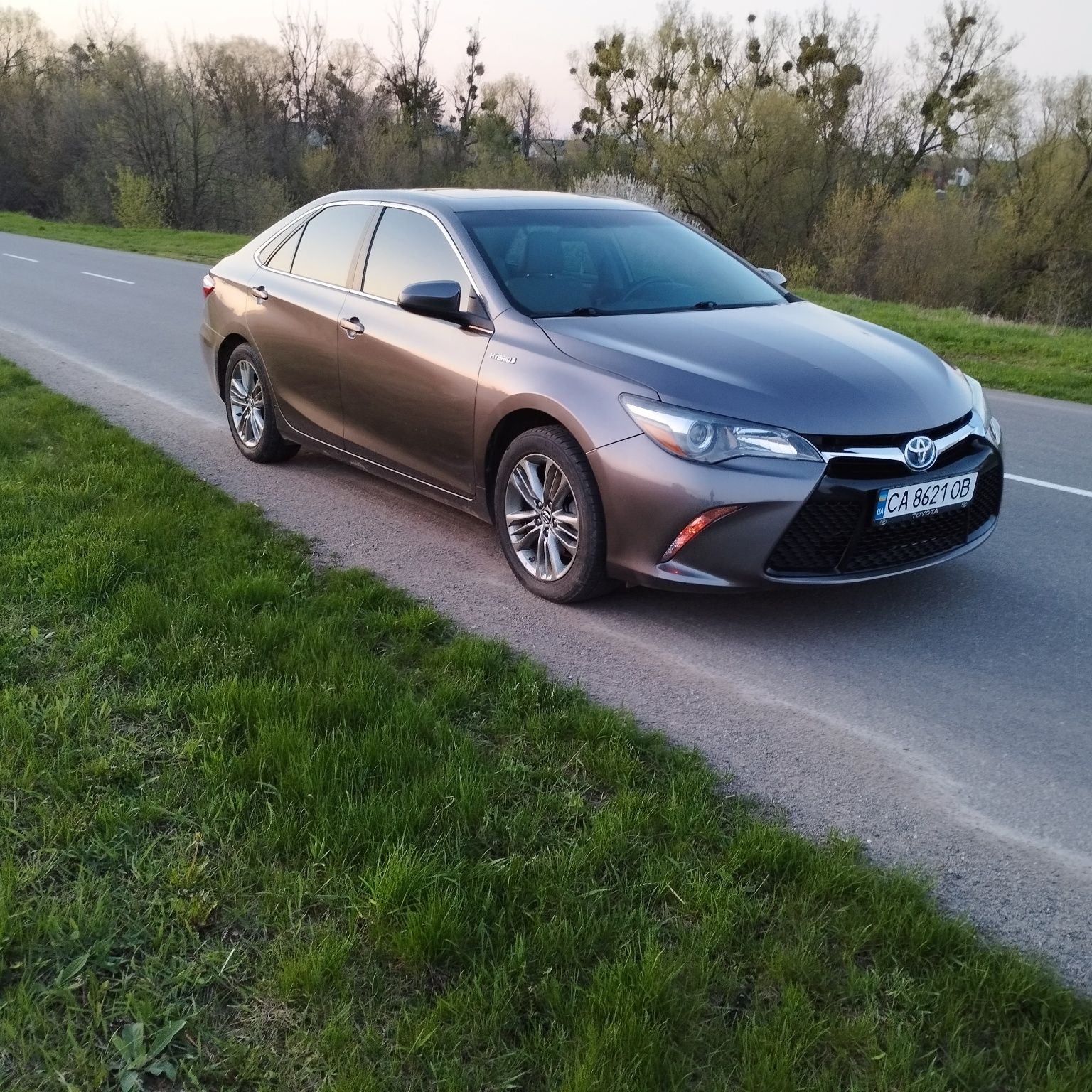 Toyota Camry 55 Hybrid 2016