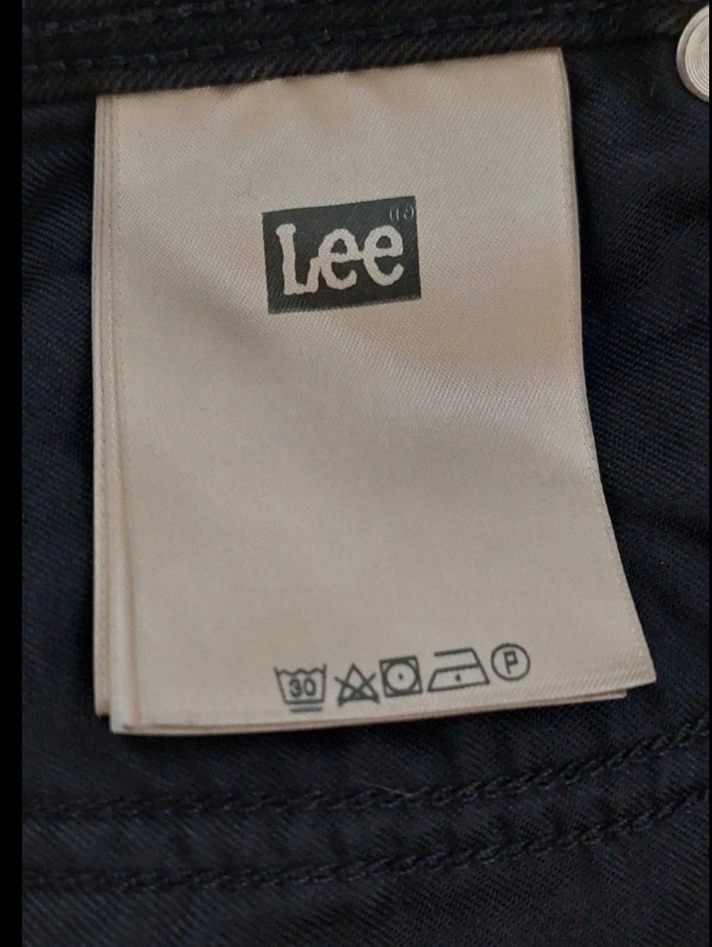 Spodnie czarne Lee W 29 L31