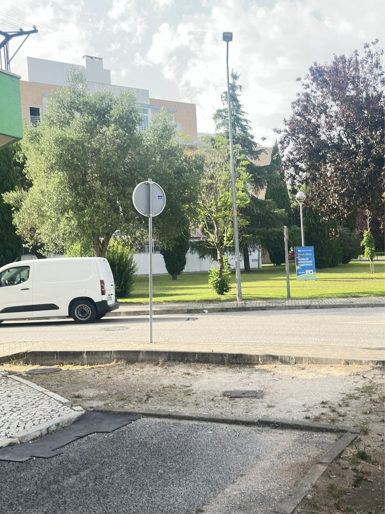 Aluga se quarto para mulheres