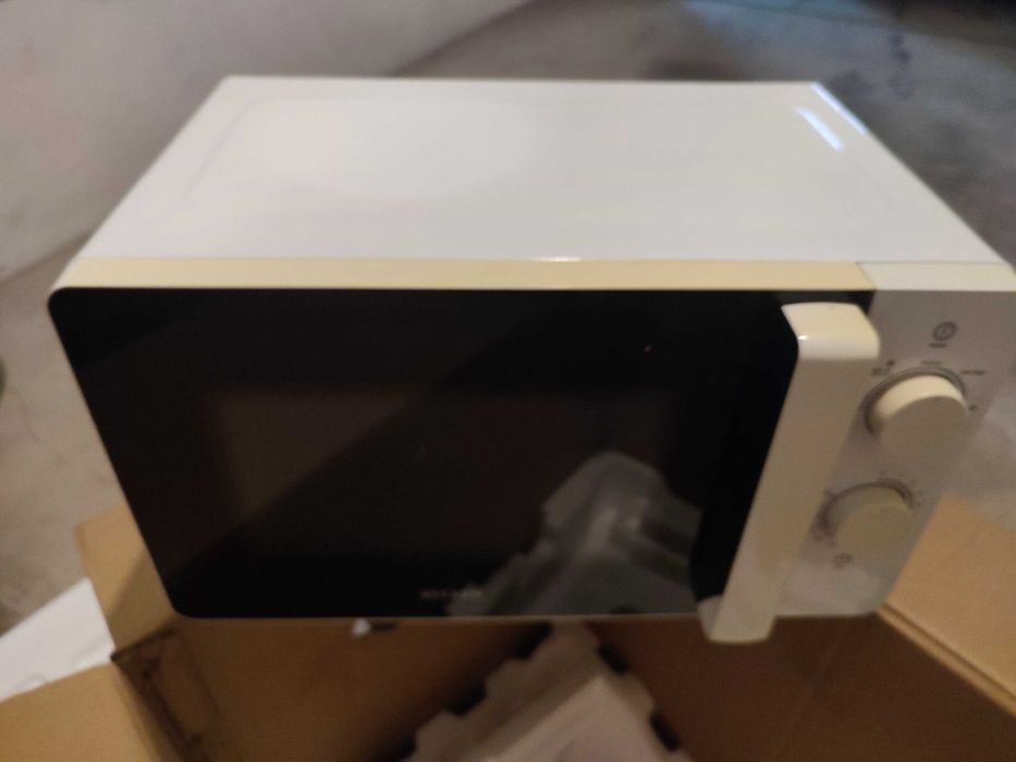 Micro-ondas Becken bmw3999n