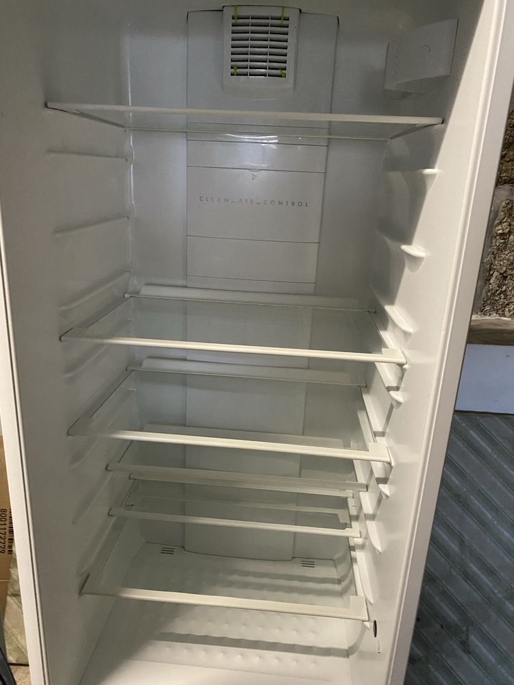 Frigorifico de embutir AEG