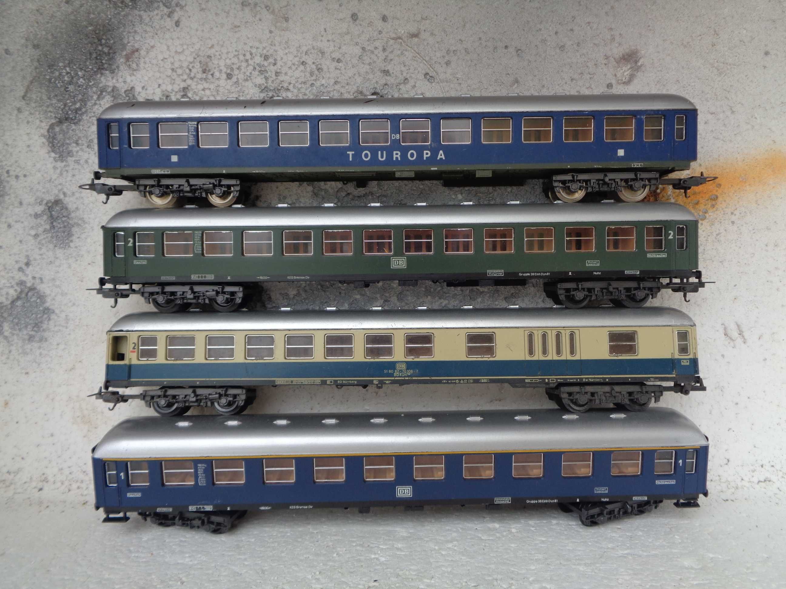 1:87 LIMA Lote de 4 carruagens de passageiros da DB