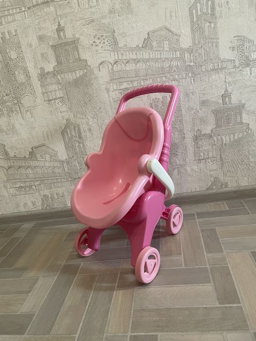 Дитячі іграшки для лялечок