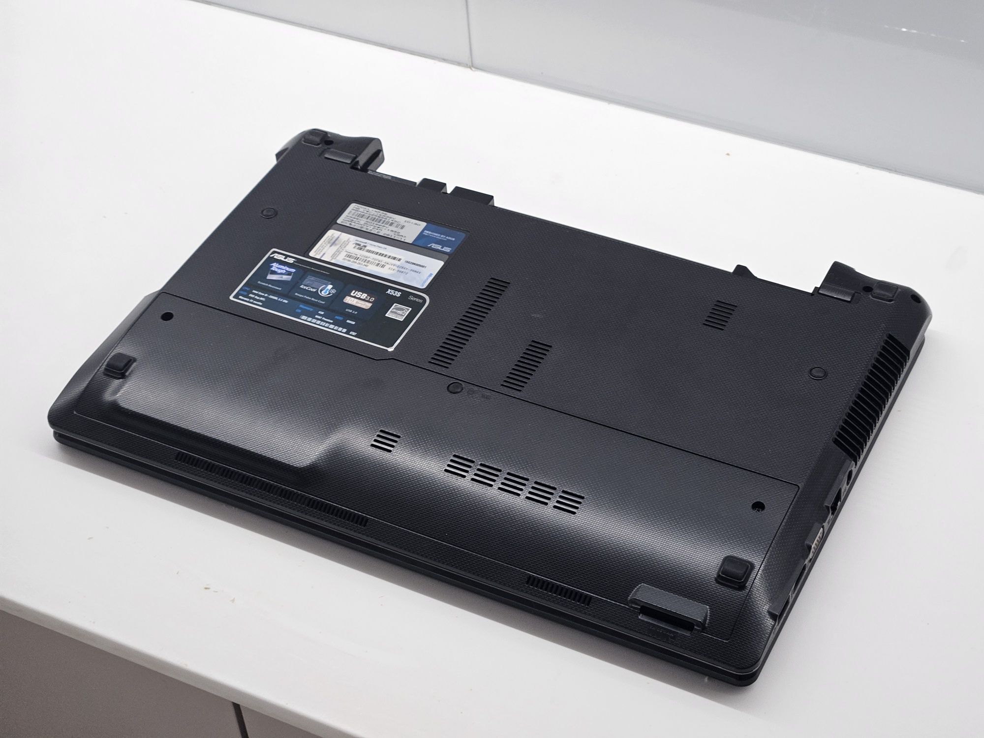 ASUS X53S k53sv I7 Nvidia GT540M SSD 6GB RAM