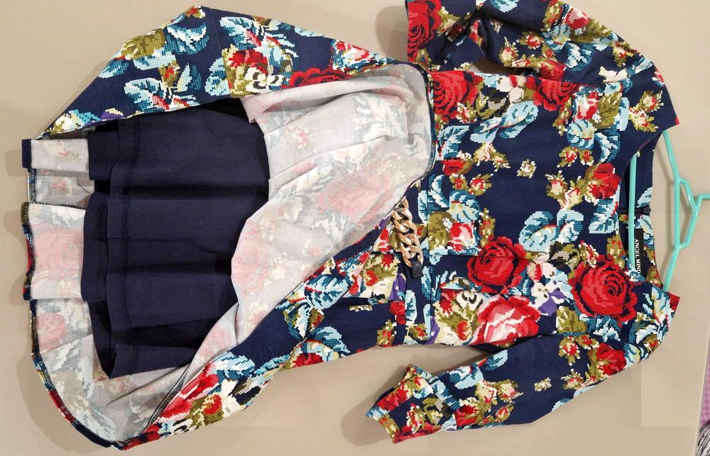 Сукня нарядна, на дівчинку, рр.134