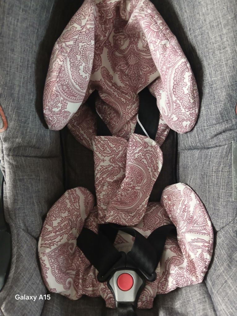 Nosidełko + baza isofix stokke besafe izi go x