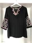 Czarna bluzka boho z haftem