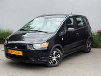 Mitsubishi Colt Czarny niski przebieg 110 tyskm 5 drzwi 1.3i 95km