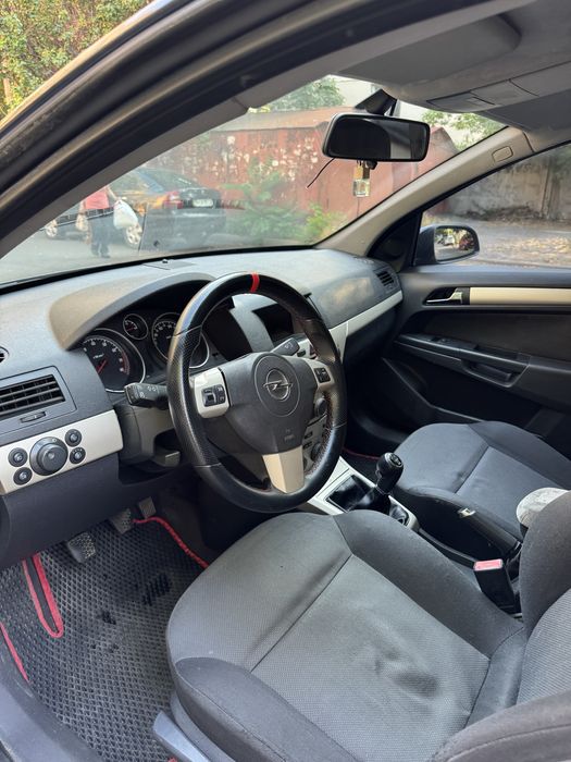 Продам Opel astra h 1.6 бенз