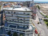 Espaço comercial com vistas de mar