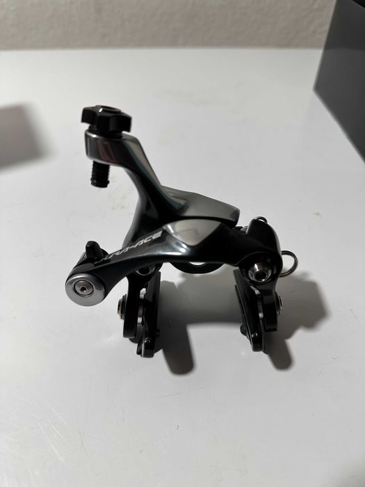 Pinça de travão Shimano Dura Ace BR-R9010-RS (apenas travão traseiro)