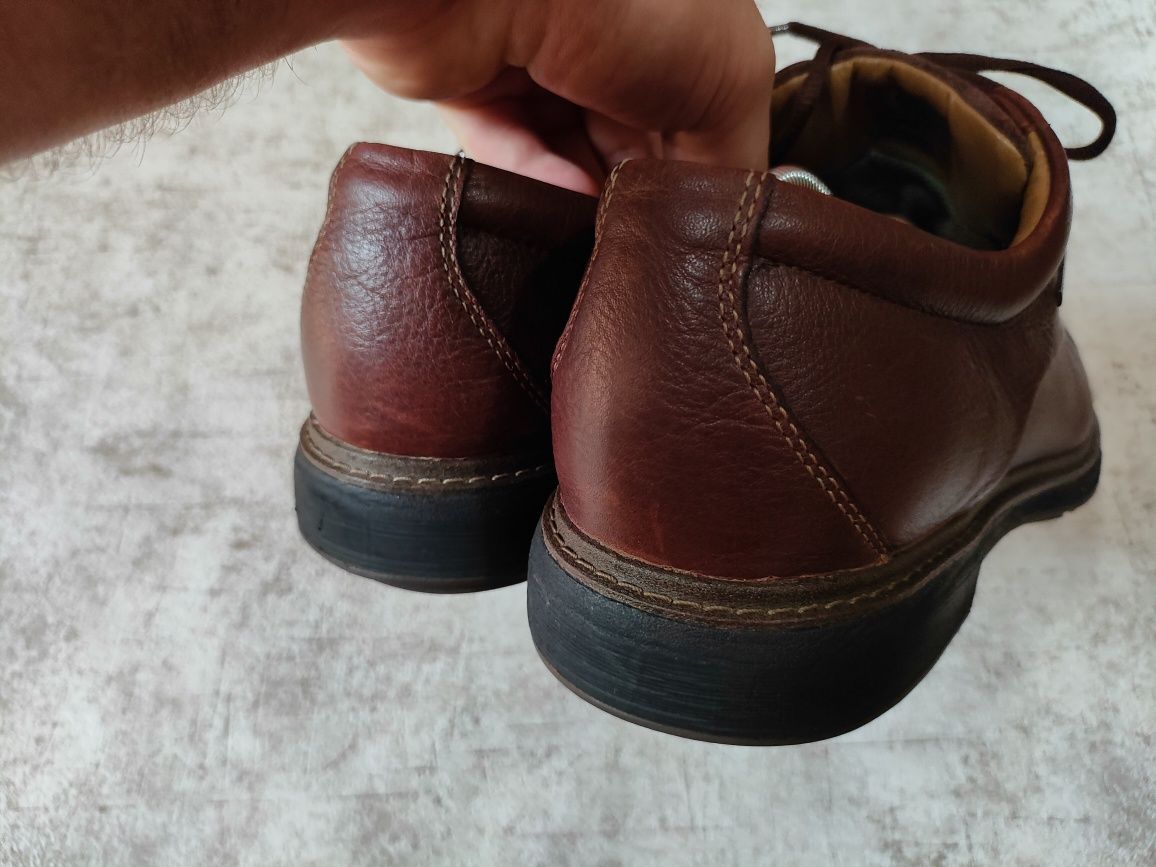 Туфлі Clarks р-42 оригинал кожаные полуботинки