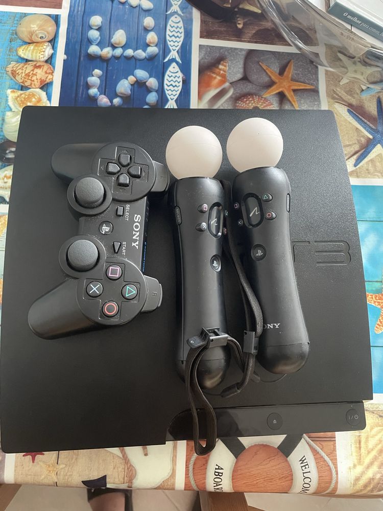 Playstation 3 nova com comandos e 3 jogos