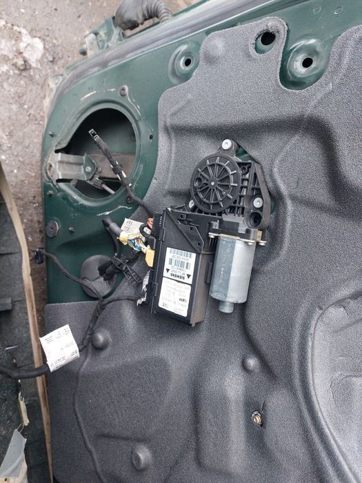 Дверь передняя правая Ауди А4 Б6 3.0 седан