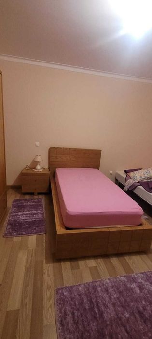 Cama, colchão e cabeceira